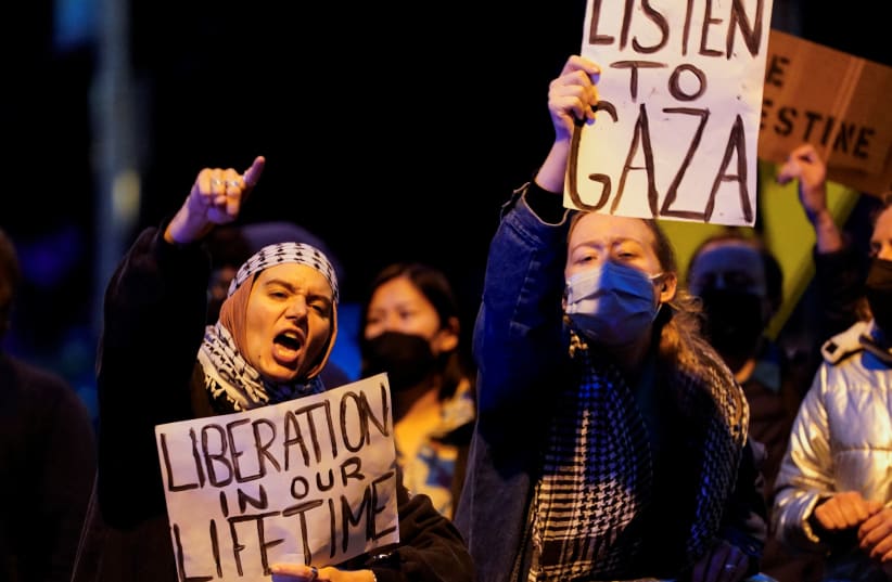  People demonstrate in support of Palestinians in Gaza, during a protest near the annual White House Correspondents’ Association (WHCA) Dinner in Washington, U.S., April 27, 2024.  (photo credit:  REUTERS/Nathan Howard)