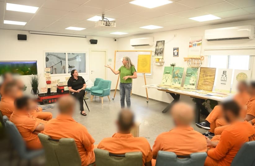  Inmates take part in program that teaches Holocaust education.  (photo credit: ISRAEL PRISON SERVICE)