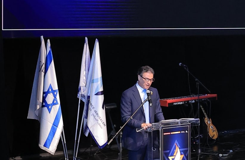 Former Mossad Chief Yossi Cohen speaking at Israel's Memorial Day ceremony (photo credit: ZIV SHIMSHON)