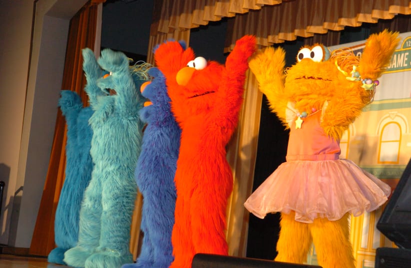  The Sesame Street Experience for Military Families took USAG-Humphreys by storm as several hundred Humphreys community members flocked to the Community Activity Center. Uploaded on 22/5/2024 (photo credit: FLICKR)