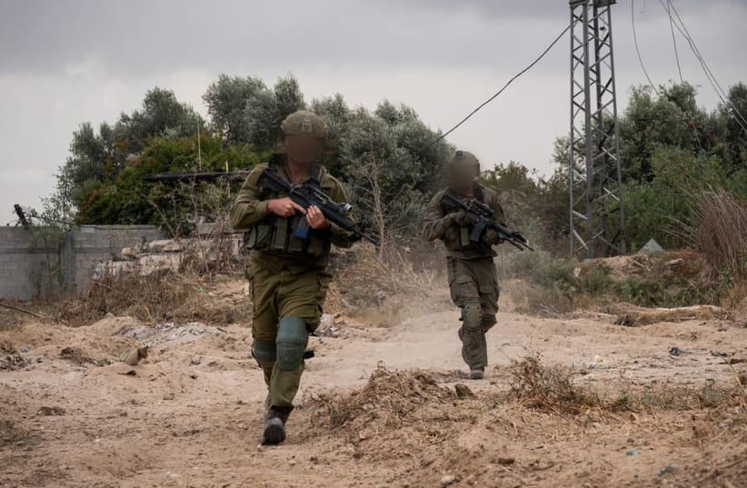  Soldados de las IDF operando en la Franja de Gaza, 21 de mayo de 2024. (photo credit: IDF SPOKESPERSON UNIT)