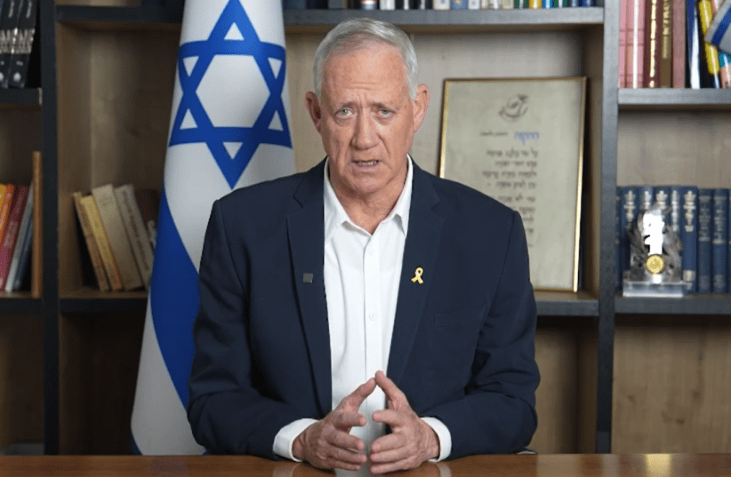 Gantz to leave Netanyahu's government if demands unmet by Saturday