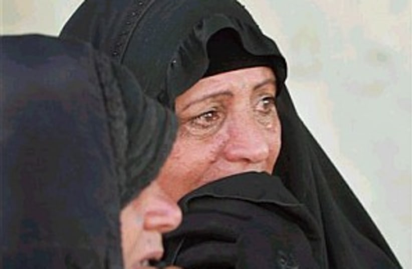 iraqi women 298.88 (photo credit: AP)