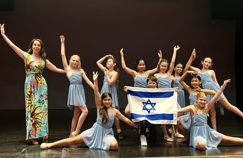 DOROTHY AND her young dancers prepare for their performance of Eden Golan’s song ‘Hurricane.’  (photo credit: Efrat Sa’ar)