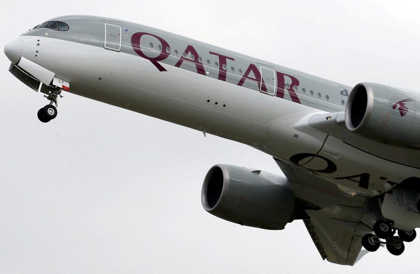 A Qatar Airways Airbus A350-900 aircraft takes off in Colomiers near Toulouse, France, October 19, 2017 (photo credit: REGIS DUVIGNAU/REUTERS)