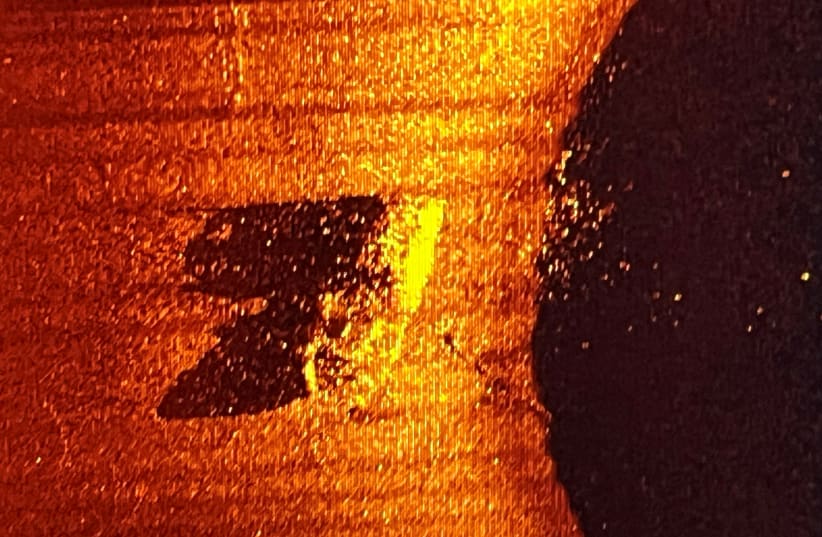  An undated side-scan sonar image shows the wreck of Quest, Sir Ernest Shackleton's last expedition ship on which he died off the island of South Georgia in the South Atlantic in 1922, as it lies upright and intact on the seabed at a depth of 390 metres northwest of St. John's, Newfoundland, Canada. (photo credit: Canadian Geographic/Royal Canadian Geographical Society/Handout via REUTERS)
