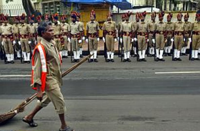 india police 298 88 (photo credit: AP)