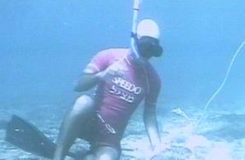 diver anchors 298.88 (photo credit: Channel 2)