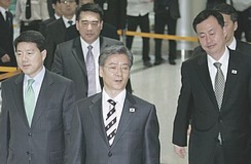 South Korea North Korea talks 248.88 (photo credit: AP)