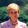 Princess Diana Princess of Wales 1997 Washington D.C. (Red Cross) Photo was on the cover of us news magazine and was the best selling issue in 70 years.