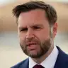 El vicepresidente de EE. UU., JD Vance, habla con los medios de comunicación a su llegada a la Base Conjunta Andrews, en Maryland (EE. UU.), el 28 de mayo de 2026