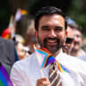 NUEVA YORK, NUEVA YORK - 28 DE JUNIO: El alcalde de Nueva York, Zohran Mamdani, asiste a la Marcha del Orgullo de 2026 en Nueva York. 