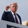 El presidente de EE. UU., Donald Trump, sube al Air Force One al partir del Aeropuerto Regional de Reading, en Reading (Pensilvania, EE. UU.), el 23 de junio de 2026. 