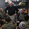 El primer ministro Benjamin Netanyahu, el ministro de Defensa Israel Katz y altos mandos de las Fuerzas de Defensa de Israel visitan a los soldados en la Zona de Seguridad del Líbano, el 30 de junio de 2026.