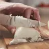Cutting onion