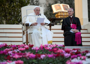  Pope Francis leads an ecumenical prayer vigil in St. Peter's Square, at the Vatican, September 30, 2023.