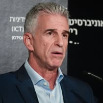  Mossad Director David Barnea speaks during a Conference of the Institute for National Security Studies (INSS), in Tel Aviv, on September 10, 2023.