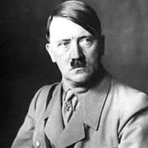  Adolf Hitler