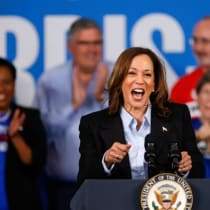  La candidata presidencial demócrata y vicepresidenta de EE.UU. Kamala Harris habla en el instituto North Western de Detroit, Michigan, EE.UU., el 2 de septiembre de 2024