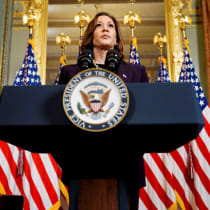  La vicepresidenta de EE.UU., Kamala Harris, pronuncia unas palabras en rueda de prensa tras reunirse con el primer ministro israelí, Benjamin Netanyahu, en Washington D.C. (EE.UU.) el 25 de julio de 2024 
