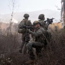  Las IDF continúan sus operaciones en el sur de Líbano contra Hezbolá el 1 de noviembre de 2024.