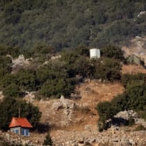  Vista de una tienda de campaña de Hezbolá colocada en el lado israelí de la Línea Azul, en la frontera entre Israel y Líbano. 10 de agosto de 2023.