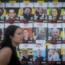  Visitantes en la Plaza de los Rehenes de Tel Aviv. 25 de septiembre de 2024