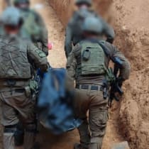  Agentes del Shin Bet llevan a cabo operaciones antiterroristas en la Franja de Gaza.