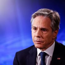  El Secretario de Estado de EEUU, Antony Blinken, asiste a una entrevista, en Bruselas, Bélgica, el 4 de diciembre de 2024 
