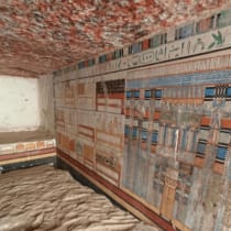  Los arqueólogos descubren en Saqqara la tumba del antiguo médico real egipcio Teti Neb Fu, de 4.000 años de antigüedad.