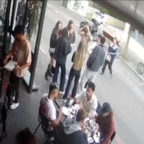  Un terrorista hiere a varios en un ataque con arma blanca en Florentine, Tel Aviv, 18 de enero de 2025 