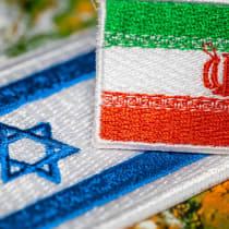  Las banderas bordadas de Israel y la República Islámica de Irán (ilustrativo)