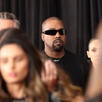  Kanye West asiste a la 67ª edición de los premios GRAMMY el 02 de febrero 2025 en Los Ángeles, California.