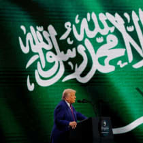  El presidente estadounidense, Donald Trump, asiste al Foro de Inversión Saudí-Estadounidense, en Riad, Arabia Saudí, 13 de mayo de 2025.