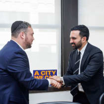 Dov Bleich y Zohran Mamdani.