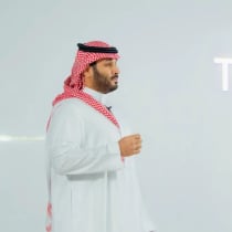 El príncipe heredero de Arabia Saudí, Mohammed Bin Salman, anuncia la construcción de una ciudad sin emisiones de carbono llamada «The Line» en NEOM, al noroeste de Arabia Saudí, el 10 de enero de 2021. 
