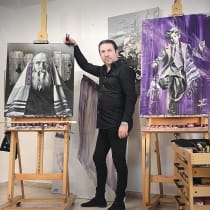 SIMON BETUEL in his home studio. 