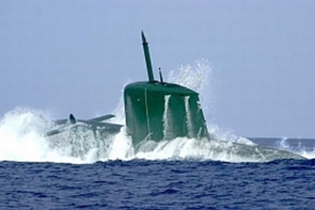Israel's German-built submarines are equipped with nuclear weapons, Der  Spiegel reports