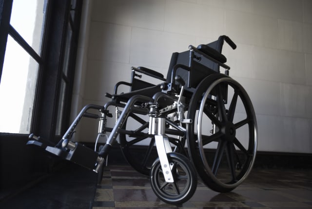 Wheelchair (illustrative) (photo credit: ING IMAGE/ASAP)