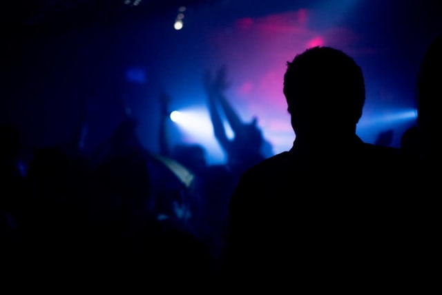 Night club silhouette. (photo credit: PIXABAY)