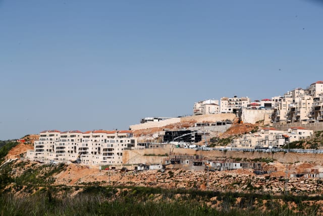 A general view shows the Israeli settlement of Beitar Illit in the West Bank April 7, 2019 (photo credit: RONEN ZVULUN / REUTERS)