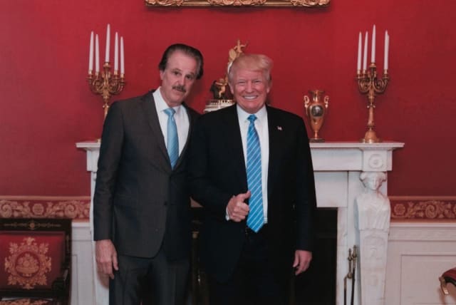 Mike Evans and US President Donald Trump (photo credit: THE WHITE HOUSE)