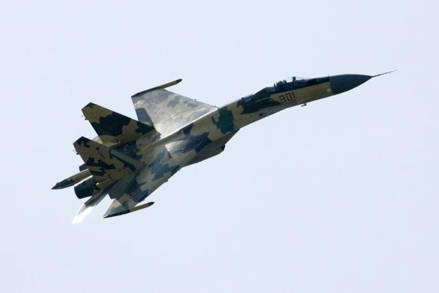 A SU-35 military jet performs during the opening of the MAKS-2009 international air show in Zhukovsky outside Moscow, Russia (photo credit: REUTERS/SERGEI KARPUKHIN)
