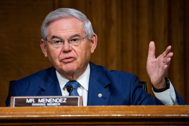 US Senator Robert Menendez (D-NJ) questions Secretary of State Mike Pompeo during a Senate Foreign Relations Committee hearing in Washington, DC, U.S. July 30, 2020 (photo credit: JIM LO SCALZO/POOL VIA REUTERS)