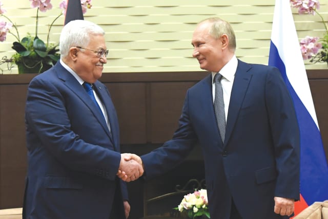  RUSSIAN PRESIDENT Vladimir Putin meets with Palestinian Authority leader Mahmoud Abbas in Sochi, in November. The Palestinian leadership seems to have a lot more in common with Russia than with Ukraine. (photo credit: Sputnik/Kremlin/Reuters)