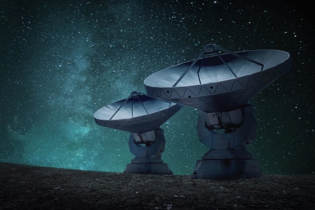  Radio telescopes, which are used to find radio broadcasts from space (Illustrative). (photo credit: PIXABAY)