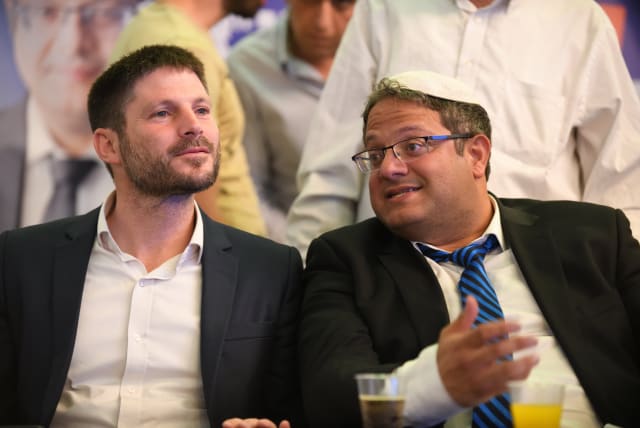  Head of the National Union party MK Betzalel Smotrich and attorney Itamar Ben-Gvir attend Otzma Yehudit party's election campaign event in Bat Yam on April 06, 2019.  (photo credit: GILI YAARI/FLASH90)