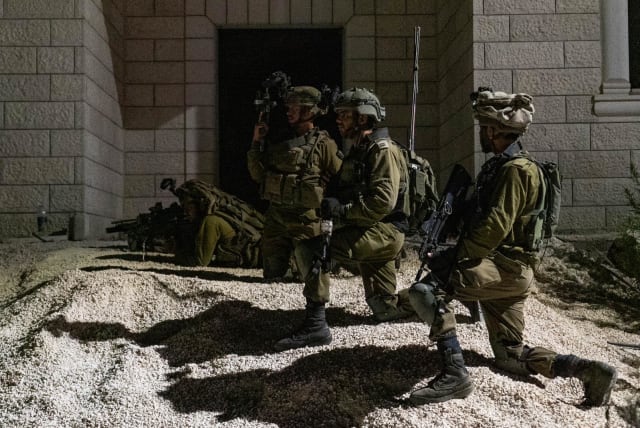  IDF troops operate in the West Bank as part of Operation Break the Wave, September 25, 2022 (photo credit: IDF SPOKESPERSON'S UNIT)