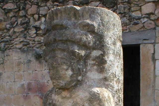 Sculpted Column from the Ancient Maya site of Oxkintok, Yucatan, Mexico. (photo credit: DAVID R. HIXSON/CC BY-SA 2.5 (https://creativecommons.org/licenses/by-sa/2.5)/VIA WIKIMEDIA COMMONS)