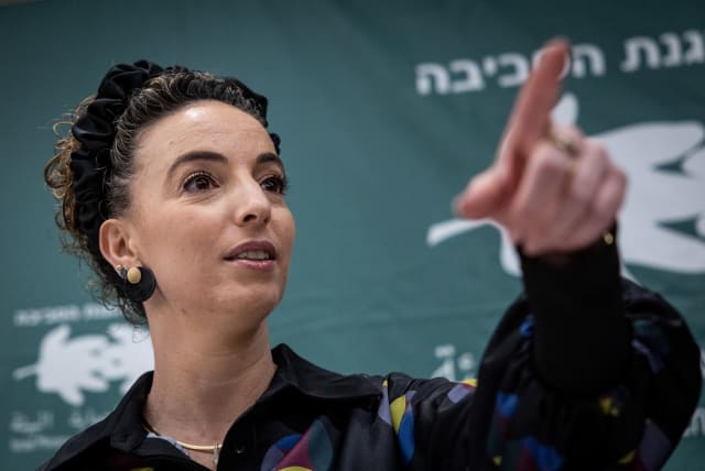  Israeli Environmental Protection Minister Idit Silman is seen at the handover ceremony replacing outgoing minister Tamar Zandberg, in Jerusalem, on January 2, 2023. (photo credit: YONATAN SINDEL/FLASH90)